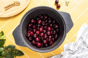 Консервированные вишни Консервированные вишни