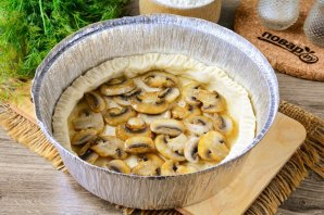 Открытый пирог с грибами Открытый пирог с грибами
