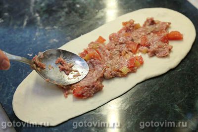 Турецкая лепешка пиде с фаршем (Kiymali Pide)