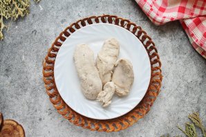 Салат с языком, курицей и грибами Салат с языком, курицей и грибами