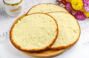 Бисквитный торт с кремом из сгущенки