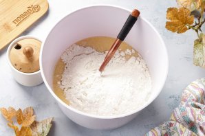 Булочка с посыпкой Булочка с посыпкой