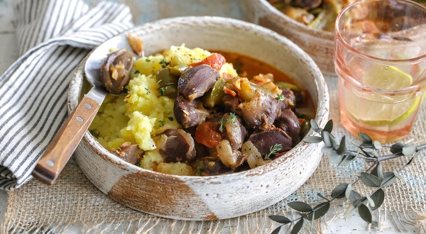 Утиные желудки с паприкой по-венгерски, пошаговый рецепт с фото на 643 ккал Утиные желудки с паприкой по-венгерски, пошаговый рецепт с фото на 643 ккал