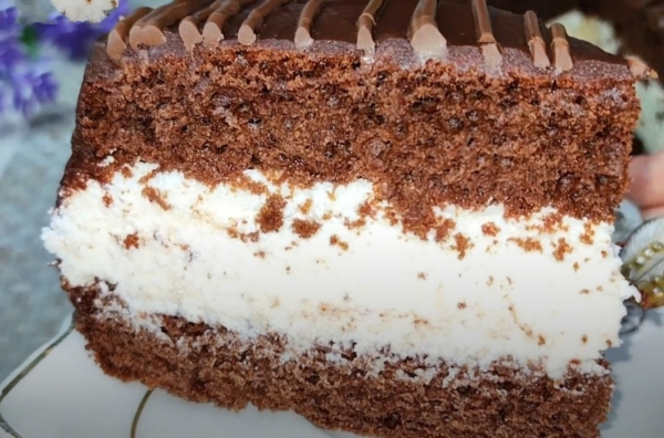 Напоминает настоящее пломбирное мороженое. Торт Пломбир: этот рецепт выпрашивают все