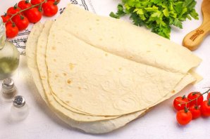 Лаваш с колбасой и сыром Лаваш с колбасой и сыром