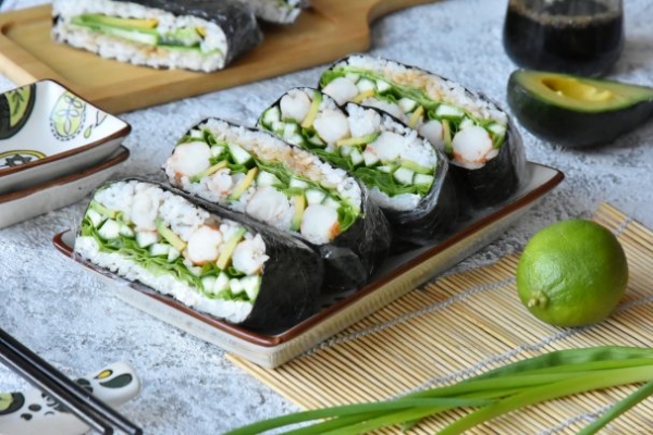 Суши сэндвич с креветкой Суши сэндвич с креветкой