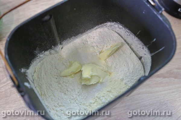 Хлеб‑рулет с арахисовой начинкой в хлебопечке