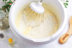 Творожный пирог с персиками Творожный пирог с персиками