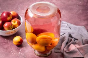 Компот из нектаринов Компот из нектаринов