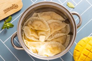 Вареники с манго