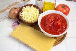 Лазанья с помидорами и сыром Лазанья с помидорами и сыром