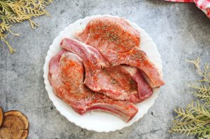 Шашлык из свиной корейки по-армянски Шашлык из свиной корейки по-армянски