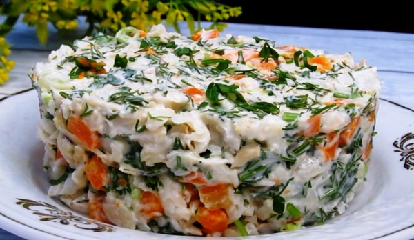 Необычный «Морской» салат. Крабовый салат есть, теперь будет и такой Необычный «Морской» салат. Крабовый салат есть, теперь будет и такой