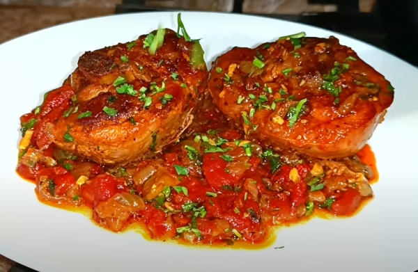 Чахохбили из индейки в волшебном соусе. Невероятно вкусный рецепт Чахохбили из индейки в волшебном соусе. Невероятно вкусный рецепт