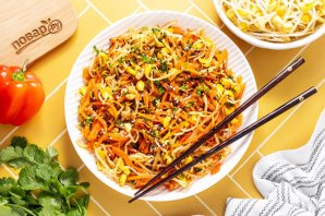 Салат из пророщенной сои по-корейски Салат из пророщенной сои по-корейски