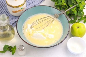 Яблочно-творожные оладьи Яблочно-творожные оладьи