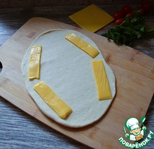 Булки-лодочки с фаршем и сыром