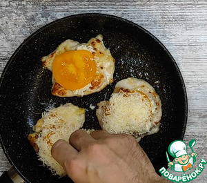 Эскалоп с помидорами и сыром из куриной грудки