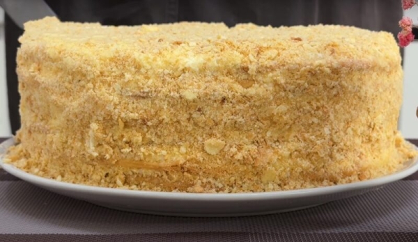 Хрустящий торт “Наполеон” — тот самый рецепт из детства Хрустящий торт “Наполеон” — тот самый рецепт из детства