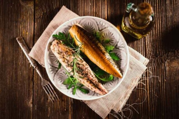 Домашняя копченая скумбрия с жидким дымом