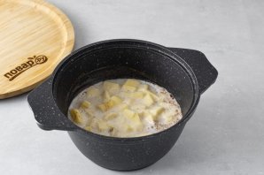 Овсяная каша с яблоком и бананом