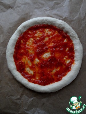 Пицца с тунцом и маслинами Пицца с тунцом и маслинами