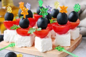 Канапе с маслинами и сыром Канапе с маслинами и сыром