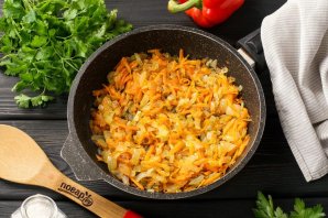 Перцы с фаршем и рисом фаршированные рецепт в кастрюле Перцы с фаршем и рисом фаршированные рецепт в кастрюле