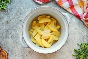 Куриные голени с картофелем