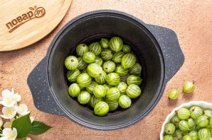 Джем из крыжовника на зиму простой Джем из крыжовника на зиму простой