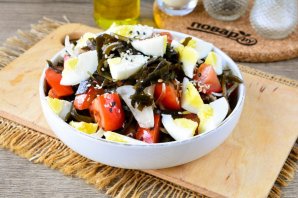 Салат из помидоров с морской капустой Салат из помидоров с морской капустой