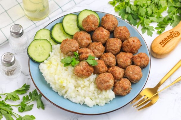 Фрикадельки в аэрогриле Фрикадельки в аэрогриле