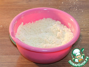 Булочки-трубочки с творогом и повидлом Булочки-трубочки с творогом и повидлом