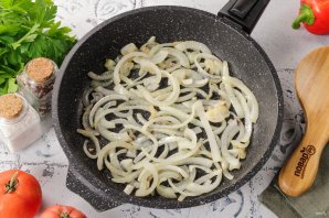 Мясо по-сербски Мясо по-сербски