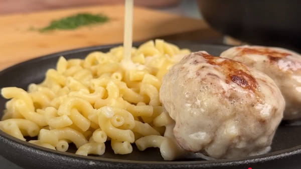 Тефтели в сливочном соусе: рецепт «просто песня». Так вкусно я ещё не готовила Тефтели в сливочном соусе: рецепт «просто песня». Так вкусно я ещё не готовила