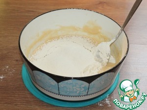 Сдобный пасхальный хлеб с тремя начинками