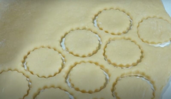 Мягкое, вкусное и долго не черствеет. Простой рецепт печенья на молоке Мягкое, вкусное и долго не черствеет. Простой рецепт печенья на молоке