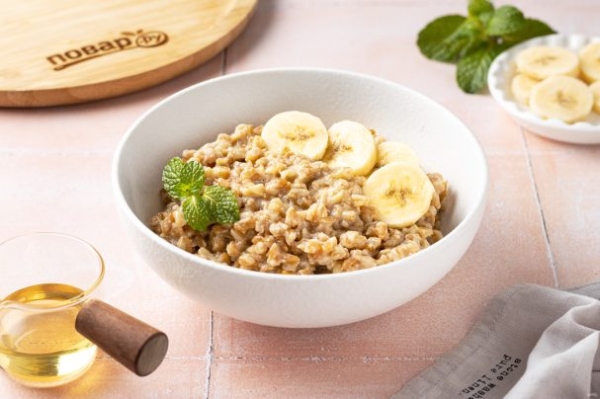 Каша из полбы с бананом Каша из полбы с бананом