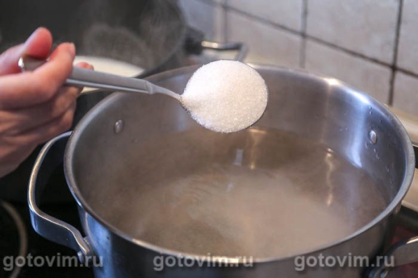 Компот из зеленых яблок с вишней Компот из зеленых яблок с вишней