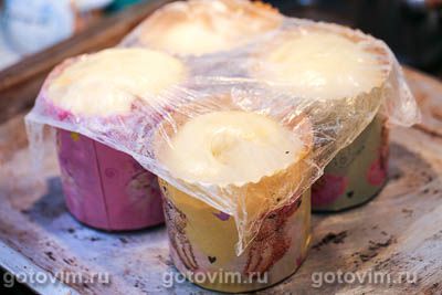 Кулич бриошь с изюмом
