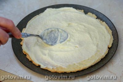 Торт из орехового безе с заварным кремом «Сенаторский» Торт из орехового безе с заварным кремом «Сенаторский»