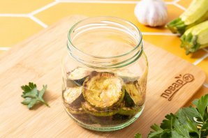 Жареные кабачки с чесноком на зиму