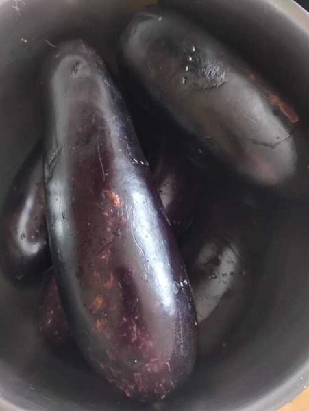 Баклажановая икра Баклажановая икра