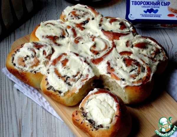 Булочки с грибами под сырной глазурью