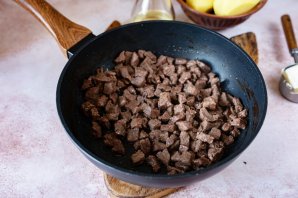 Говядина в горшочках Говядина в горшочках