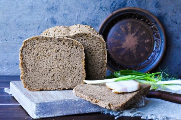 Дарницкий хлеб на закваске в хлебопечке Дарницкий хлеб на закваске в хлебопечке