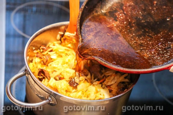 Бигус из квашеной капусты с сердечками индейки