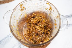 Конфеты из сухофруктов в шоколаде Конфеты из сухофруктов в шоколаде