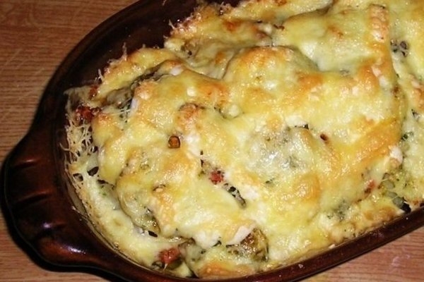 Волшебная рыбка с картофелем в духовке Волшебная рыбка с картофелем в духовке