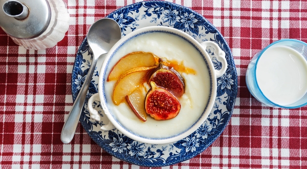 Манная каша в мультиварке на молоке, пошаговый рецепт с фото на 340 ккал